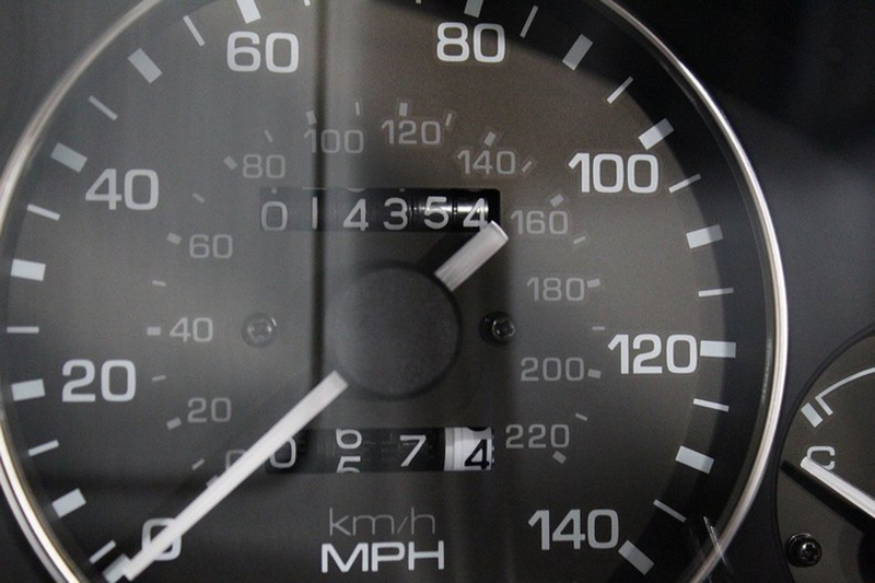 Illustration for article titled At $16,900, Is This 1990 Mazda Miata The Answer To A Question Nobody Asked?